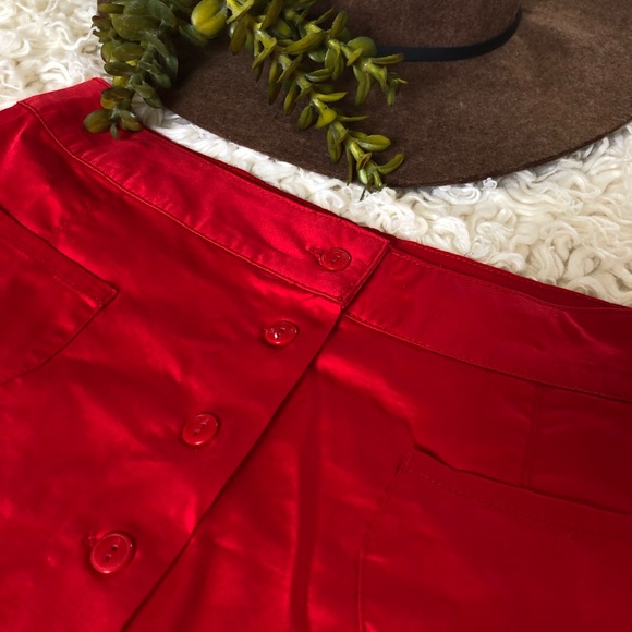 NWOT Red Button Up Pleated Skirt - Picture 3 of 6